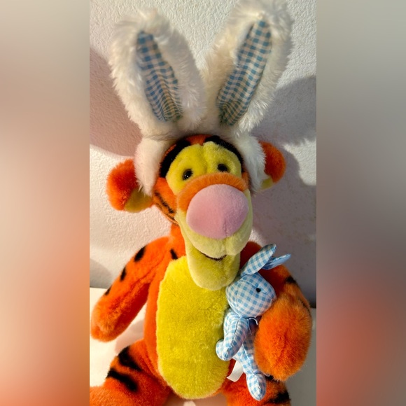 Disney’s Winnie the Pooh & Friends w/bunny ears. Pooh, Piglet, Tigger & Eeyore. - Picture 7 of 13